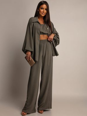 3 gabalu uzvalks Pasākums